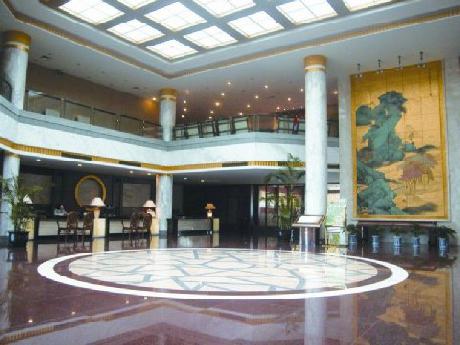 Dongshan Business Hotel
