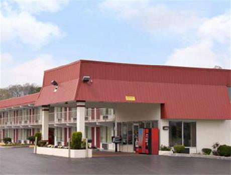 Super 8 Kingsport /I-81