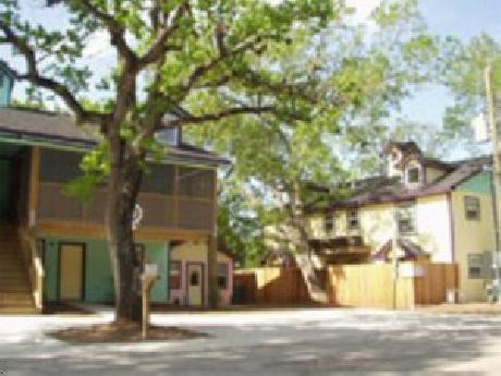 Kemah Escape Luxury Suites