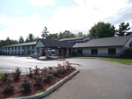 AmericInn Shawano