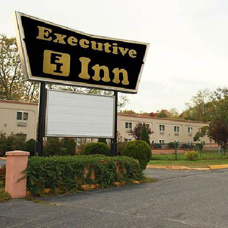 Executive Inn and Suites Neptu