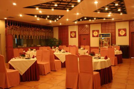 Winterless Exquisite Hotel CBD