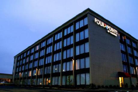 Four Points by Sheraton Kansas City Airport