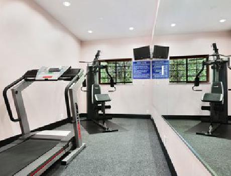 Days Inn and Suites Houston Hobby Airport