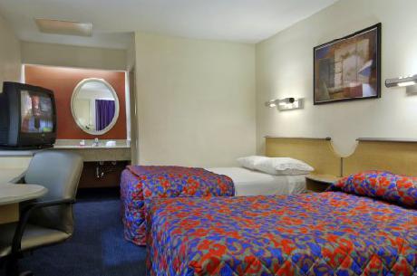 Red Roof Inn Indianapolis North  College Park