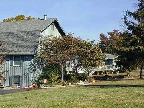 Red Bud Cove Bed & Breakfast S
