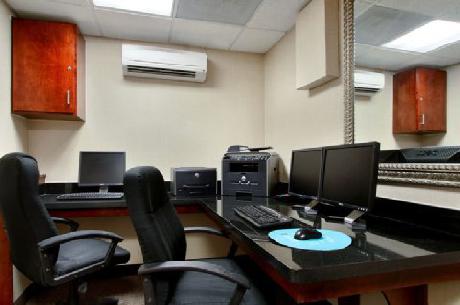 Embassy Suites Tysons Corner