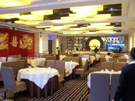 Xin Dazhou Business Garden Hotel