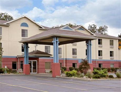 Super 8 Mars/Cranberry/Pittsburgh Area