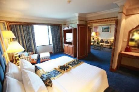 Golden Tulip Sovereign Hotel Bangkok