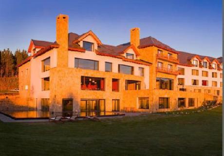 Loisuites Chapelco Golf Resort Spa