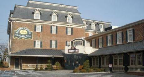 Waynebrook Inn EST 1865