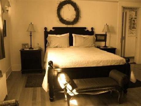 The Pfeiffer Cottage Inn