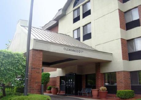 Hampton Inn DetroitDearborn