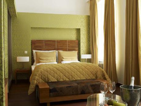 DoubleTree by Hilton Oslo City Centre