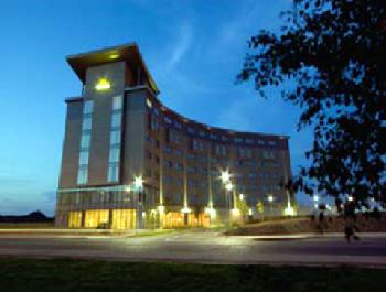 Days Hotel Dublin Park West