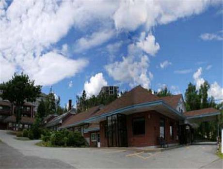 Howard Johnson Bluenose Inn and Suites