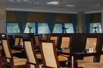 BEST WESTERN BLUE SQUARE HOTEL