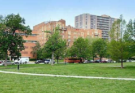 Courtyard Kansas City Country Club Plaza