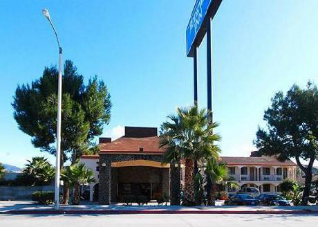 Rodeway Inn Magic Mountain Area