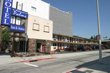 Hollywood Palms Inn and Suites