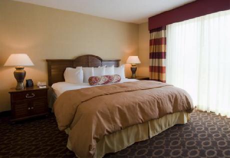 Embassy Suites Atlanta  Airport