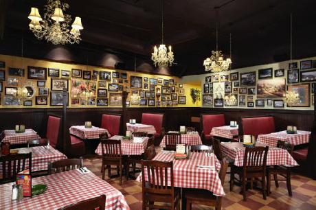 Four Points by Sheraton Niagara Falls Fallsview