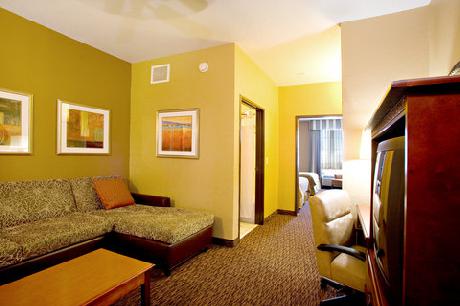 Holiday Inn Express Hotel & Suites SAN ANTONIO-DTWN MARKET AREA