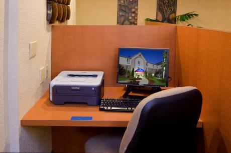 Candlewood Suites LOUISVILLE AIRPORT