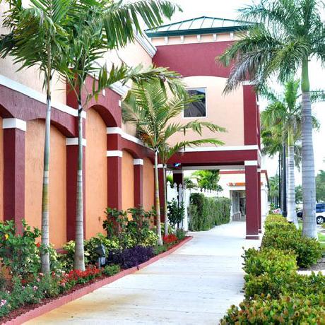 Plantation Inn Hotel and Lounge