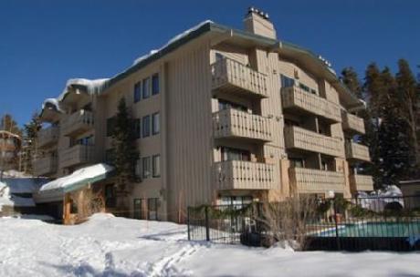 Scandinavian Lodge and Condominiums