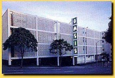 Oasis Inn