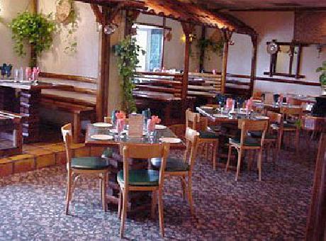 Meadowbrook Motor Lodge