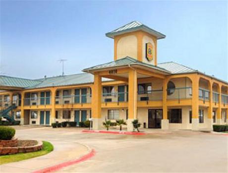 Super 8 Grand Prairie Southwest