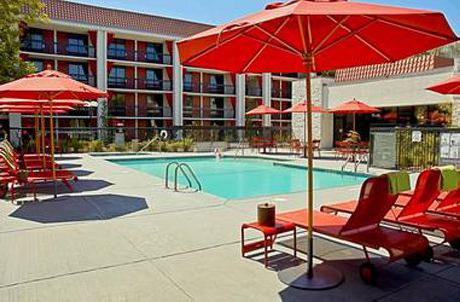 Avatar Hotel Great America