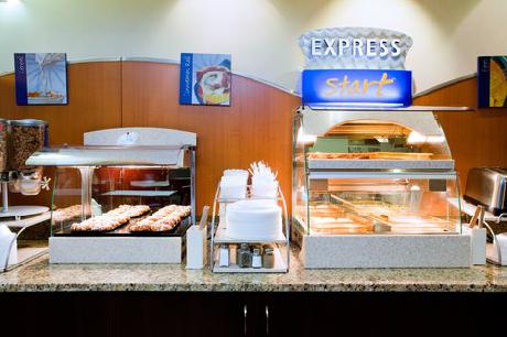 Holiday Inn Express Hotel & Suites GREENSBORO-EAST