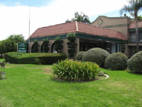 Valley Inn and Conference Center