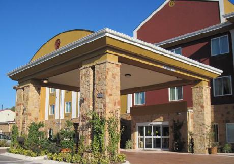 BEST WESTERN PLUS Blanco Luxury Inn & Suites