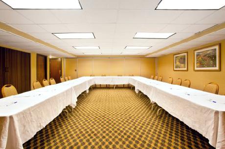 Holiday Inn Express MILWAUKEE-WEST MEDICAL CENTER