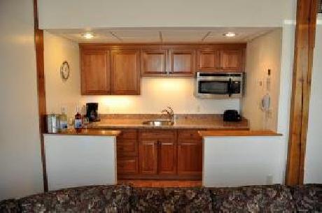 Newport Bay Club and Hotel