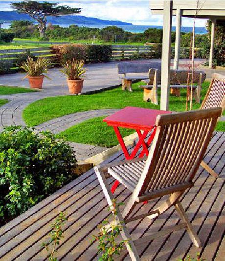 The Beachfront Motel and Cottages
