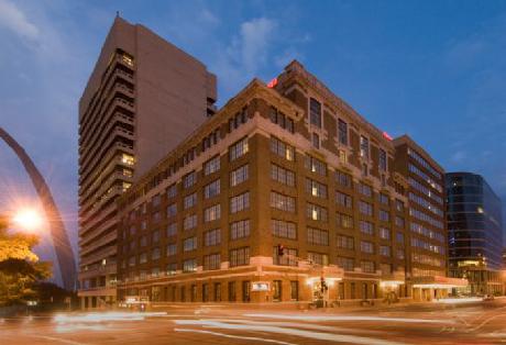 Drury Plaza St Louis Arch