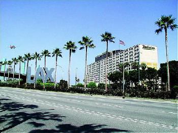 Radisson Hotel at Los Angeles Airport