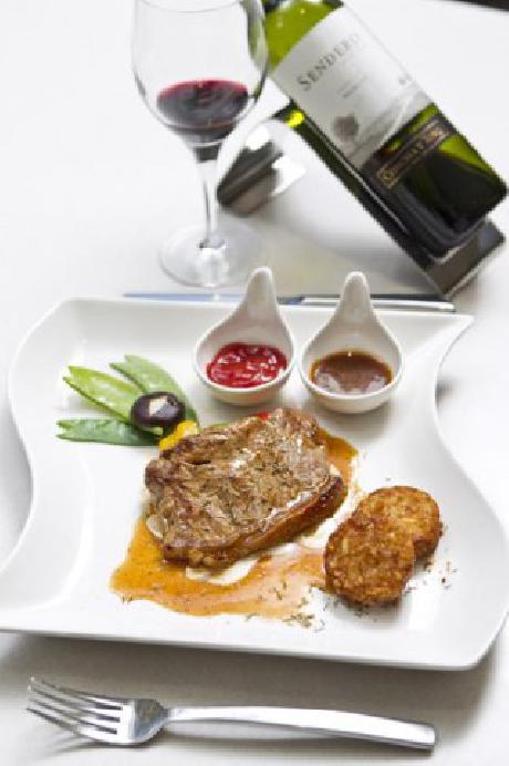 Holiday Inn QINGDAO CITY CENTER