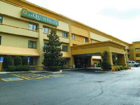 La Quinta Inn and Suites Nashville Airport
