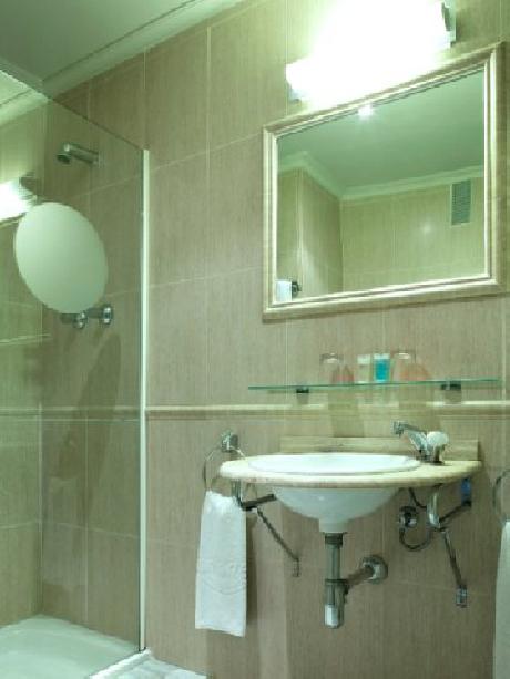 Confortel puerta de triana