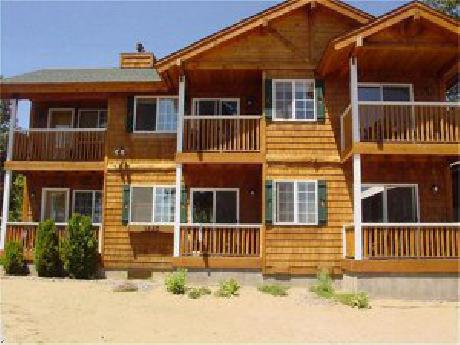 Red Wolf Lakeside Lodge Condos