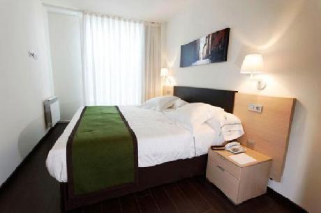 Jardines De Uleta Aparthotel