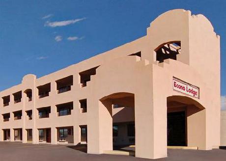 Econo Lodge East