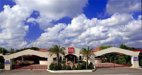 Riva Resorts & Spa Costa